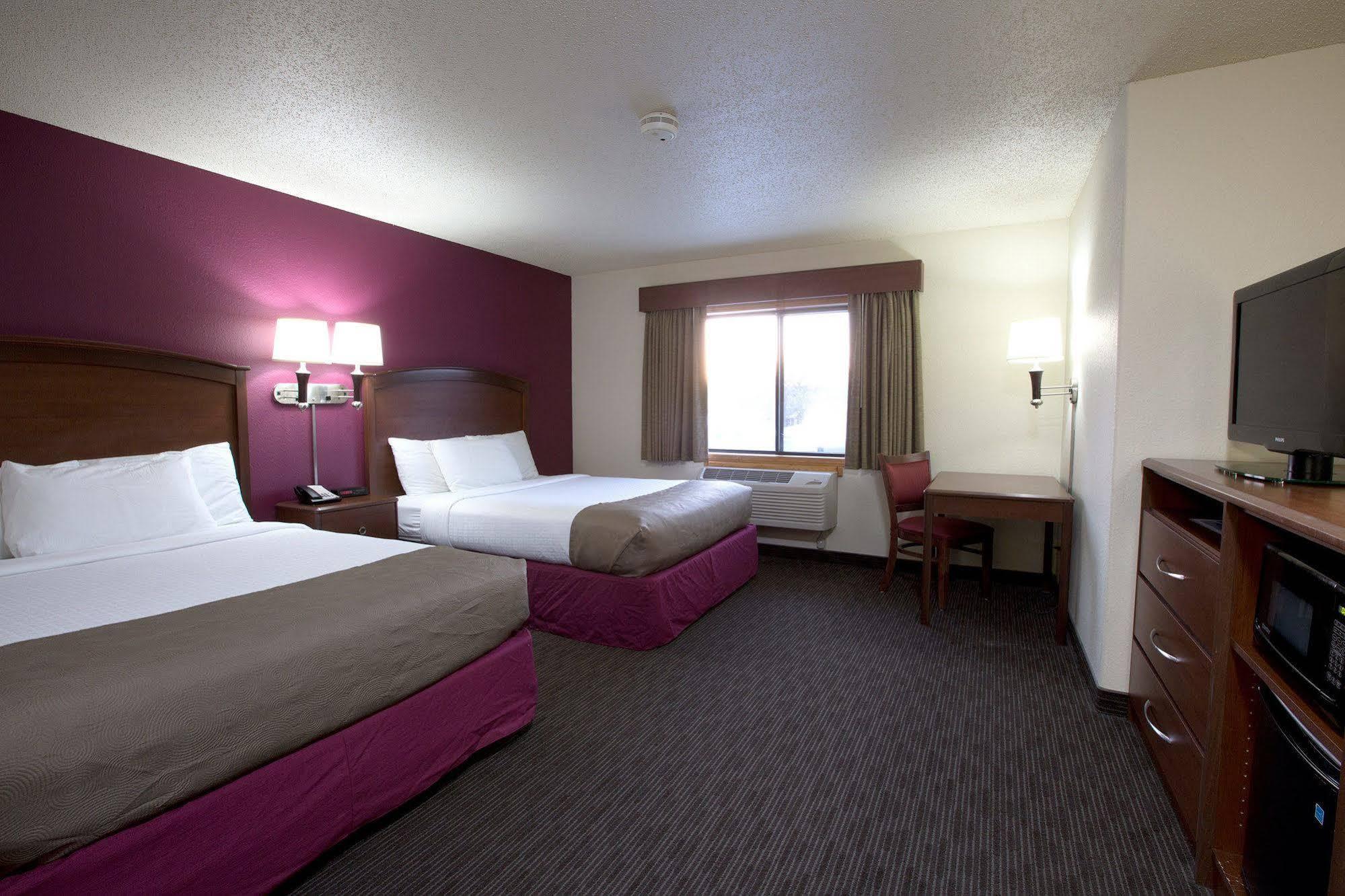 Americinn By Wyndham Osceola Exterior foto